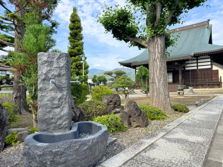 宝栄寺（ほうえいじ）